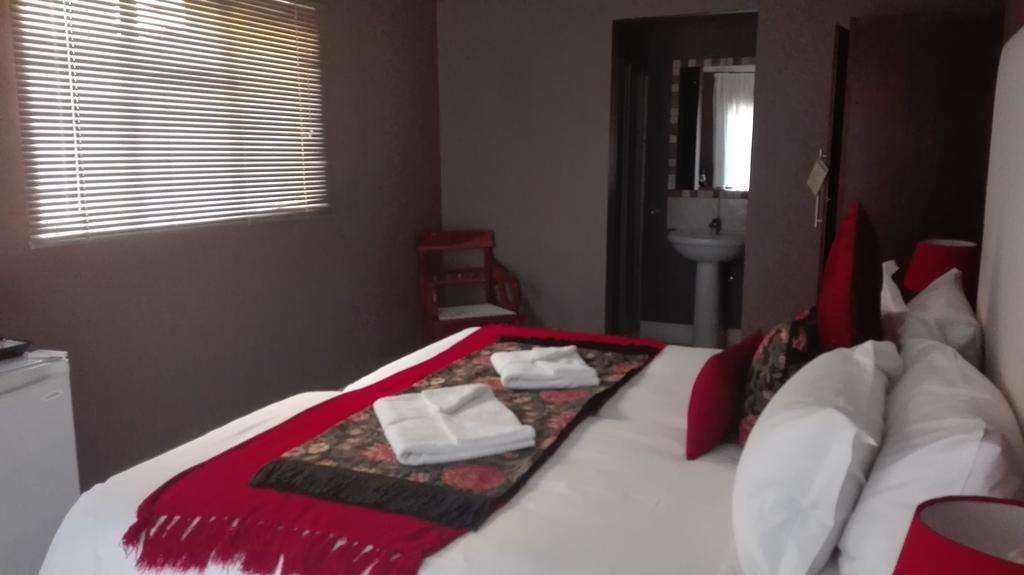 Gemutlich Guesthouse Upington Zewnętrze zdjęcie