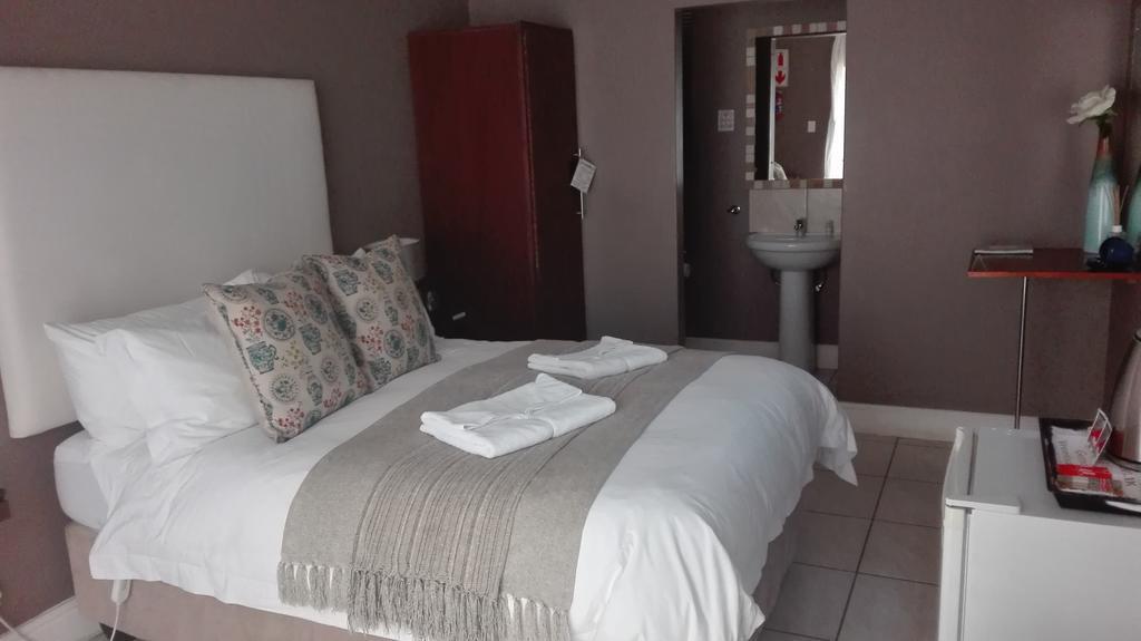 Gemutlich Guesthouse Upington Zewnętrze zdjęcie