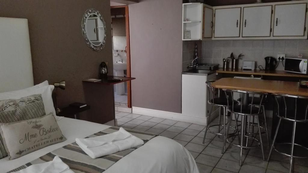 Gemutlich Guesthouse Upington Zewnętrze zdjęcie
