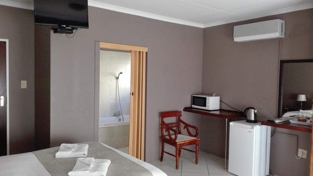 Gemutlich Guesthouse Upington Zewnętrze zdjęcie
