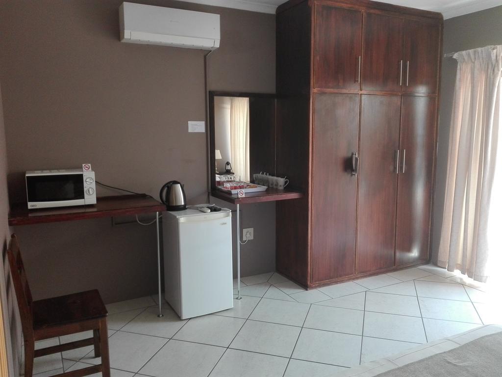 Gemutlich Guesthouse Upington Zewnętrze zdjęcie